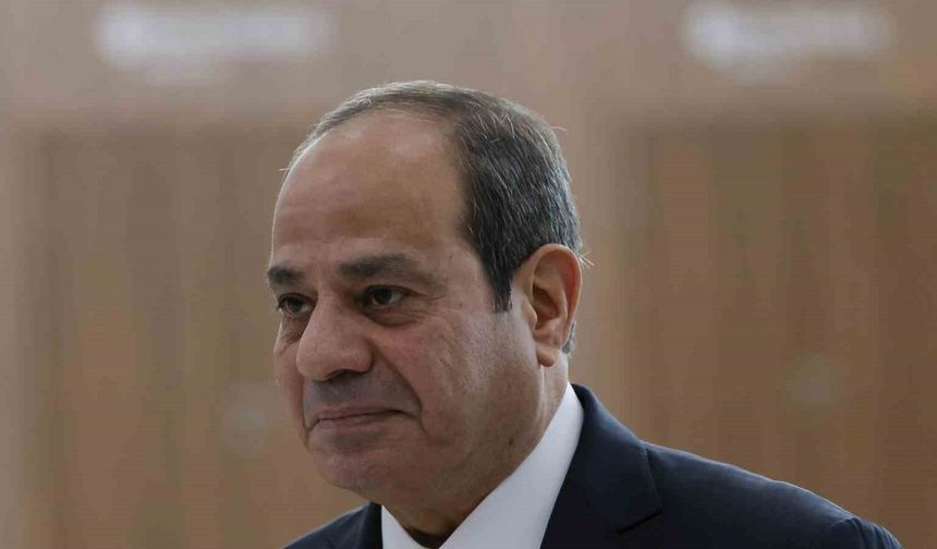 Sisi’den Trump’a: "(Hamas-İsrail arasında) Anlaşmaya varılması halinde imzalar atılırken burada olmanız harika olurdu"