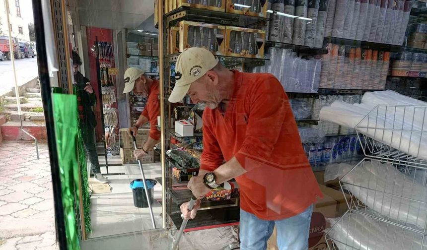 Tekirdağ’da su patlağı esnafı mağdur etti
