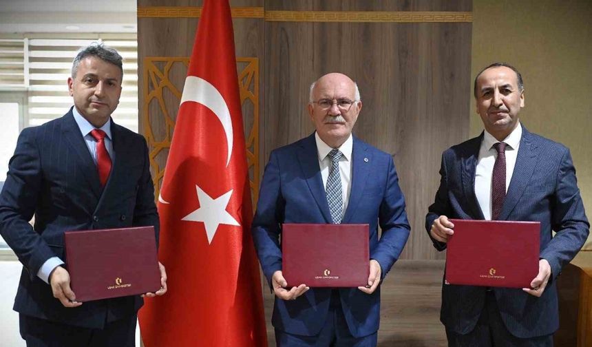 Uşak Üniversitesi ile Uşak Milli Eğitim Müdürlüğü iş birliği protokolü yaptı