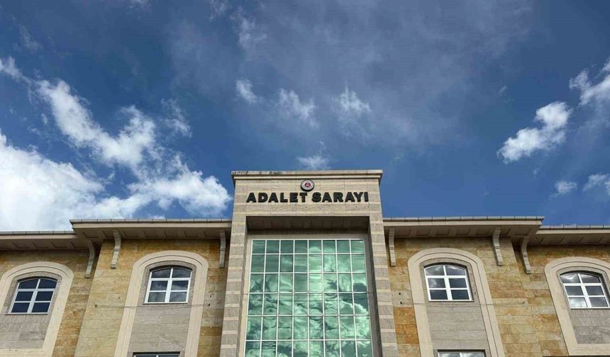 Uşak’ta babası, babaannesi ve komşusunu bıçaklayan şüpheli tutuklandı