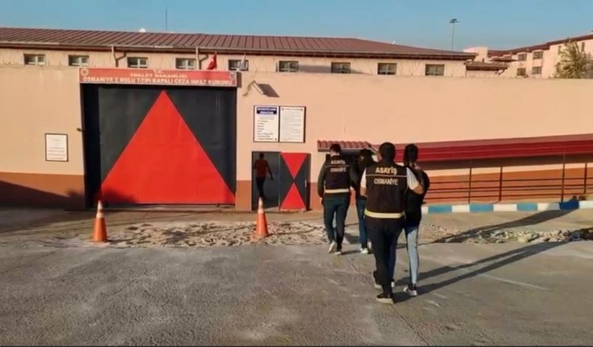 Osmaniye’de molotoflu saldırı: Kamyoneti ateşe veren 2 şüpheli tutuklandı