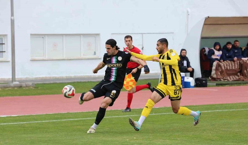 TFF 2. Lig: Isparta 32 Spor: 1 -Aliağa FK: 1