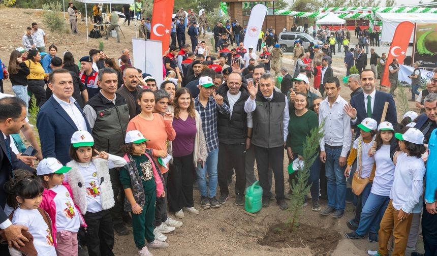 Yenişehir’de 8 bin fidan toprakla buluştu