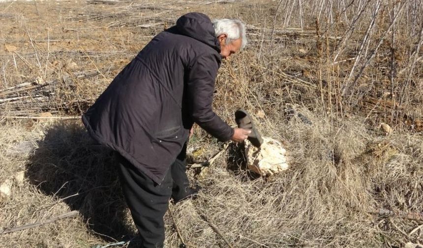 Ayağı Çamurlu, Gönlü Pak: Adnan Amca'dan İnsanlık Dersi