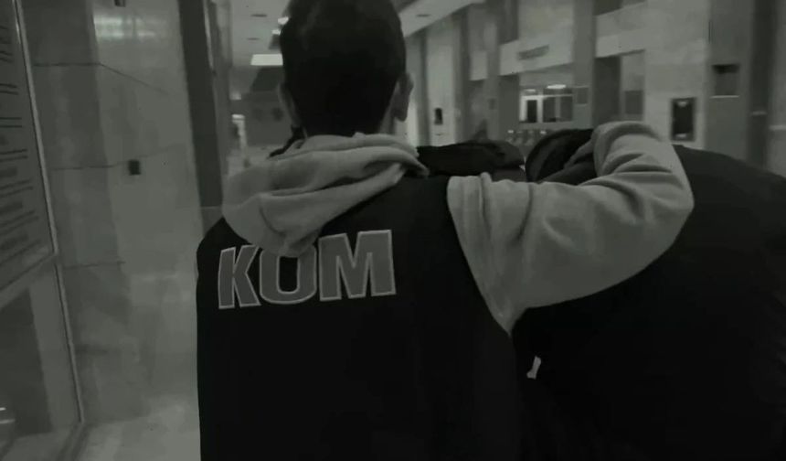 Antalya'da tehditle para istedikleri iş yerini kurşunlayan 3 şüpheli tutuklandı