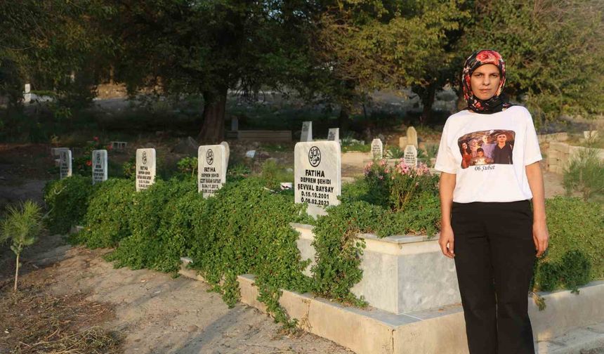 Enkaz altındaki kardeşiyle yaptığı konuşmayı unutamayan kadın, Yağmur Apartmanı'nda kaybettiği 13 yakını için adalet istiyor