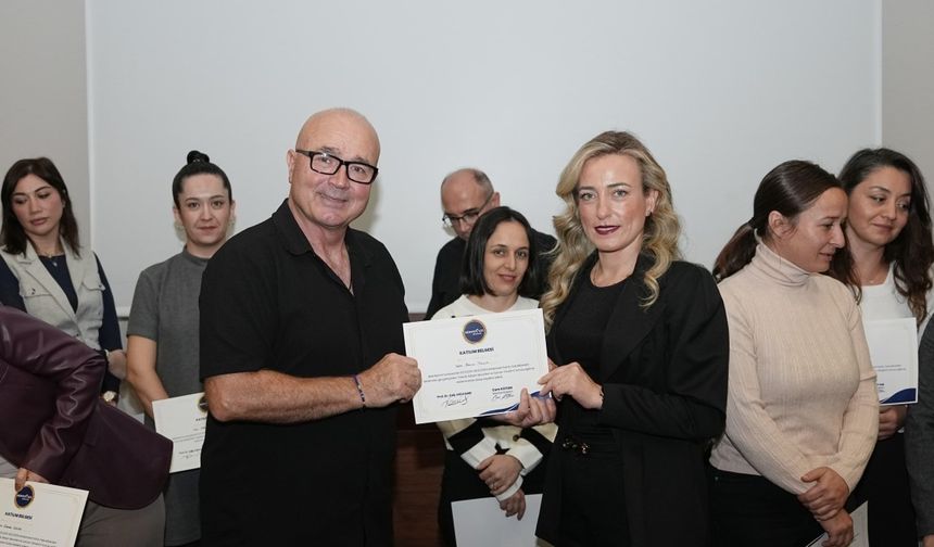 Konyaaltı Belediyesi yönetici kadrosuna liderlik eğitimi