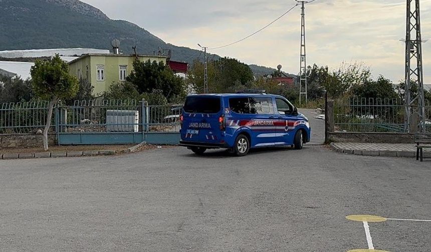 Okul müdürünü vuran çocuğun babası da gözaltına alındı