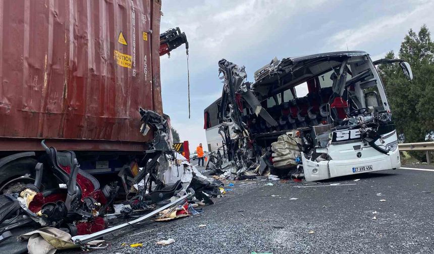 Osmaniye'deki feci kazada ölü sayısı 7 'ye yükseldi