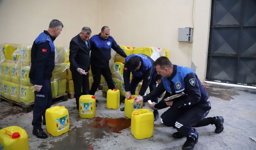 Akdeniz’de 3 bin 650 sahte yağ bidonu ele geçirildi