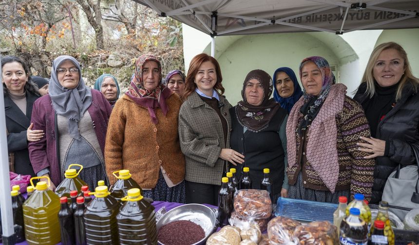 Çamlıyayla’da Kadın Emeği Şenlikte Buluştu