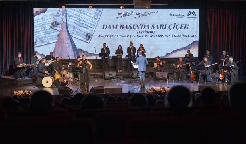 Mersin’de Türküler ve Halk Danslarıyla Unutulmaz Gece