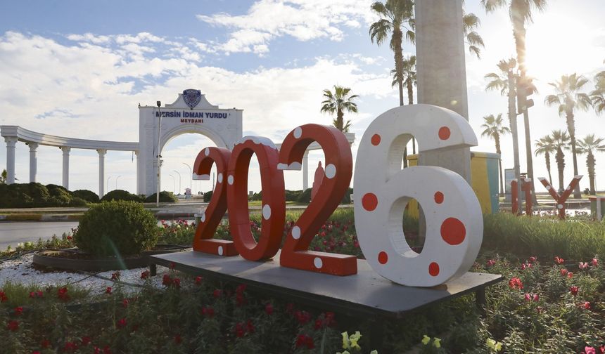 Mersin Yeni Yıla Işıl Işıl Giriyor