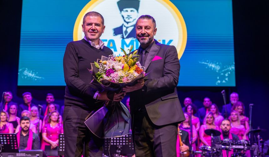 Mezitli’de Sanat Rüzgarı: Kültür Merkezi Dolup Taşıyor