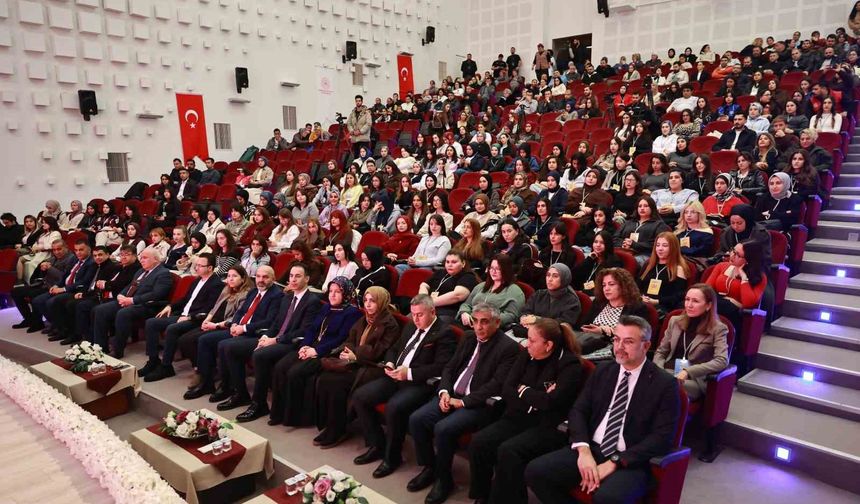Mersin'de Tematik Kış Kampı başladı