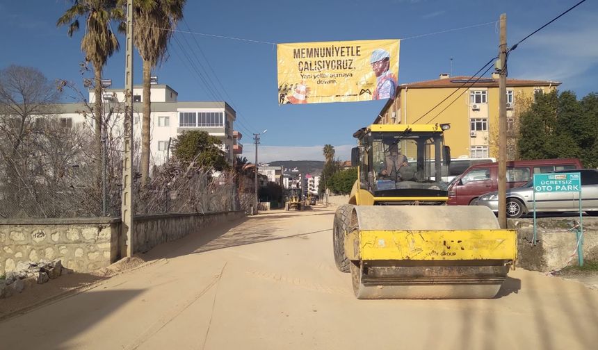 Silifke’de Asfalt Krizini Abi Seçer Çözdü