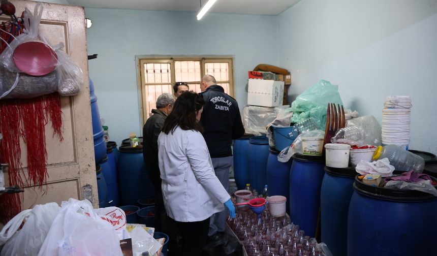 Toroslar'da Hijyen Skandalı: 10 Ton Şalgam İmha Edildi