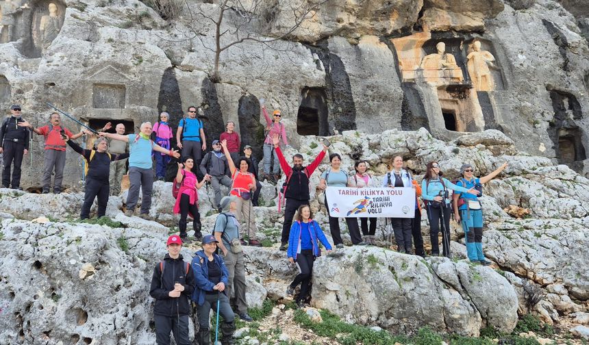 Mersin'de Doğaseverler Tarihe Yürüdü