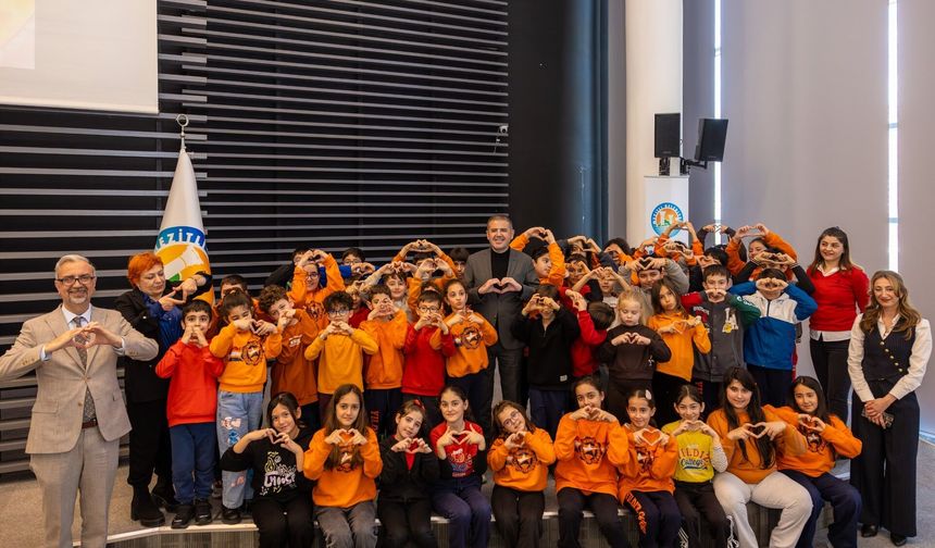 Geleceğin Başkanları Mezitli Belediyesi’nde Sorularını Sordu