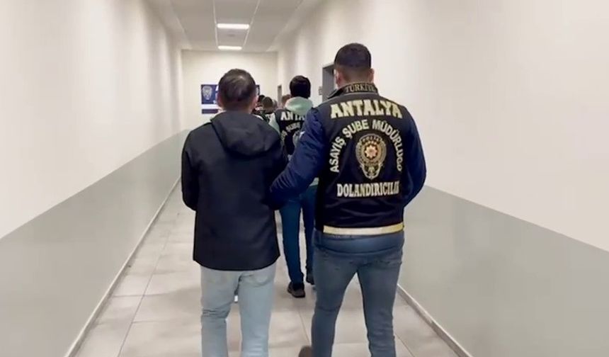 İşe alma vaadiyle 250 bin lira dolandırdılar