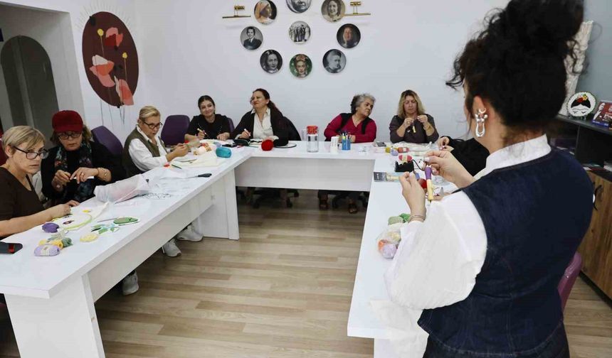 Kadın Danışma Merkezi'nde 'Punch Atölyesi'
