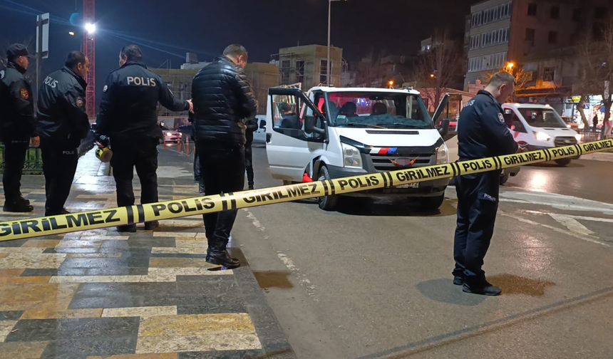 Kahramanmaraş'ta terk edilmiş kamyonet paniği