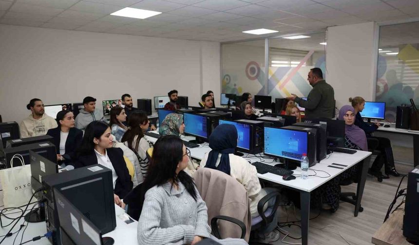 Mersin'de gençler eğitimden istihdama doğrudan yönlendirilecek