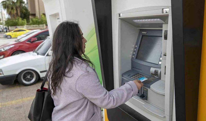 Mersin'de Halk Kart ve Öğrenim Yardımı Hesaplarda