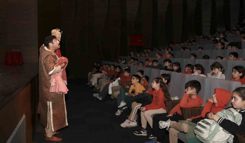 Mersin’de Lokman Hekim Efsanesi Gençlerle Buluşuyor