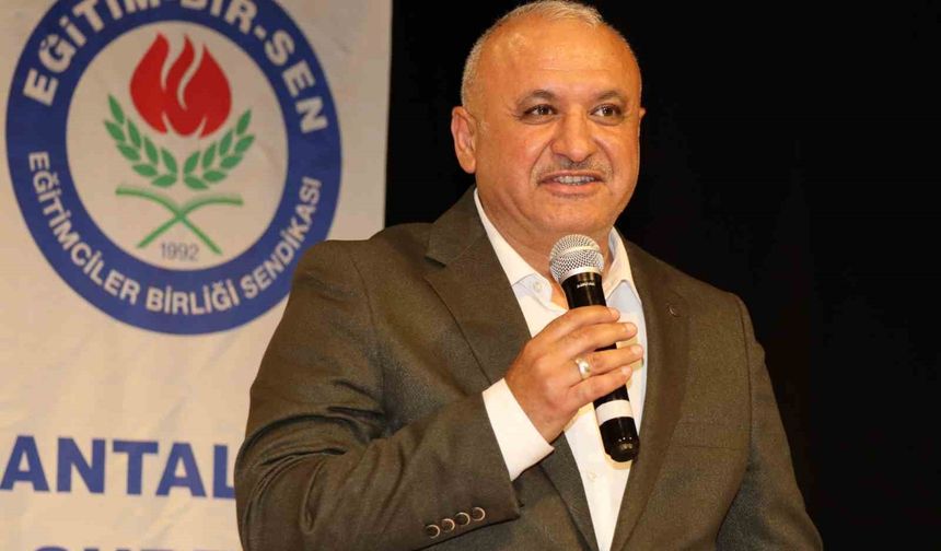Miran: '28 Şubat gibi karanlık dönemlerde Eğitim-Bir-Sen yasakçı zihniyete karşı asil bir direniş sergiledi'