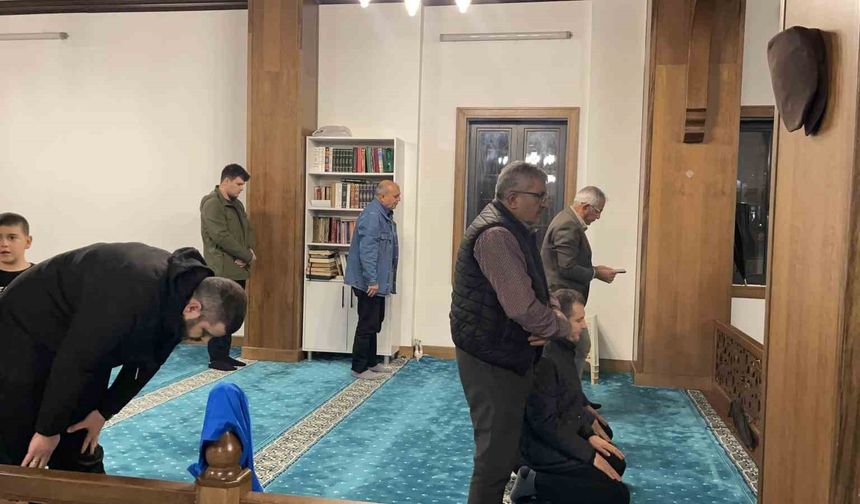 Osmaniye'de Ramazan ayının ilk teravi namazı kılındı