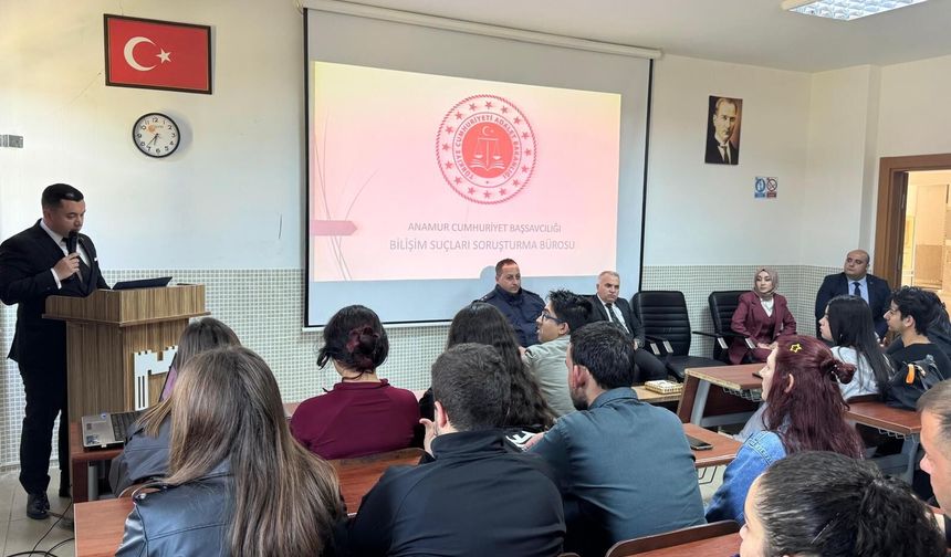 Anamur’da Siber Suçlara Karşı "Dijital Kalkan" Semineri