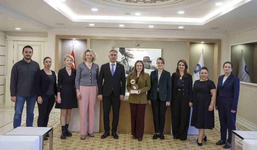 Antalya'nın "Güneş Okulu"na Avrupa’dan Yeşil Ödül