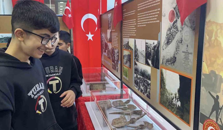 Osmaniye'de Çanakkale Savaş Objeleri ve Fotoğrafları Sergisi açıldı