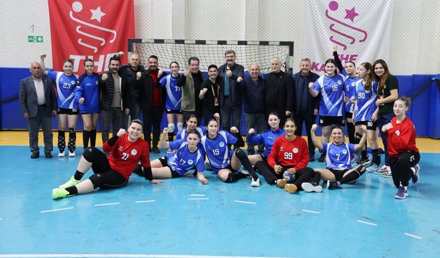 Toroslar’ın Melekleri Namağlup Final-Four’da!