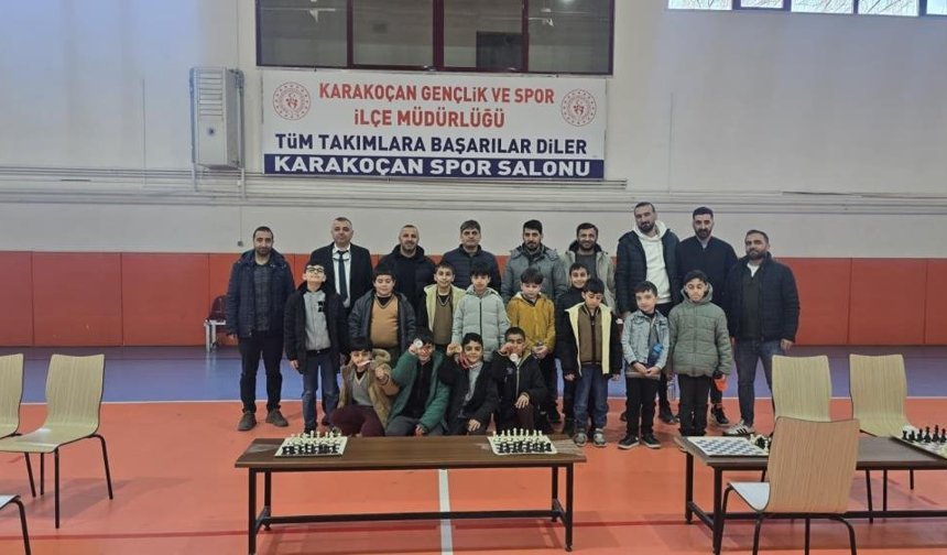 Elazığ’da 23 Nisan Coşkusu: 726 Sporcu Sahaya İndi!