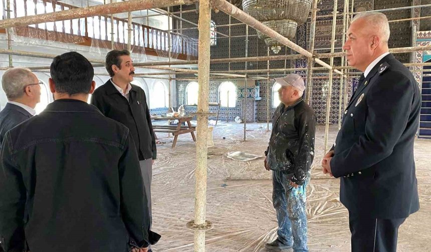 Bozyazı'da yangında zarar gören camide çalışmalar devam ediyor