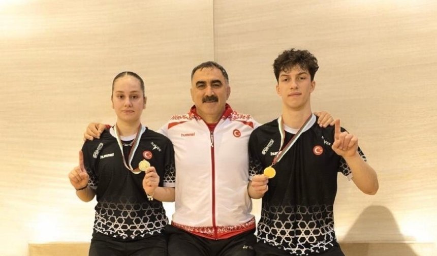 Erzincan'ın Badminton Yıldızlarından Milli Başarı