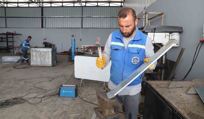 Akdeniz'de eski konteynerler yenilenerek hizmete kazandırılıyor