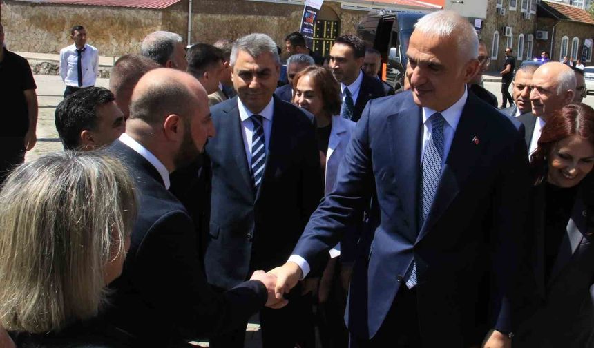 Bakan Ersoy: 'Mersin, yaşayan bir kültür hazinesidir'