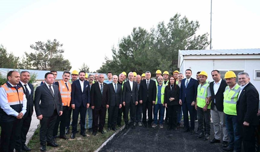 Bakan Uraloğlu: "Zeytin ve Narenciye Pazara Daha Hızlı Ulaşacak"