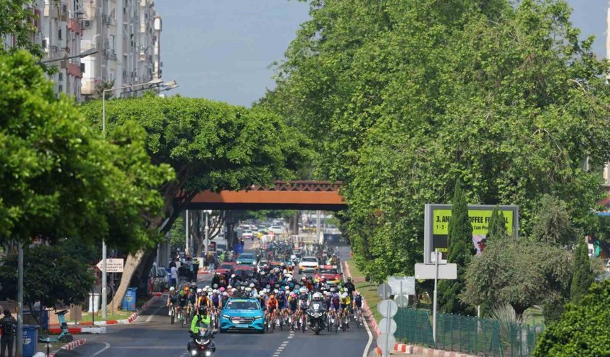 Cumhurbaşkanlığı Türkiye Bisiklet Turu'nun Antalya-Antalya etabını Davide Ballerini kazandı
