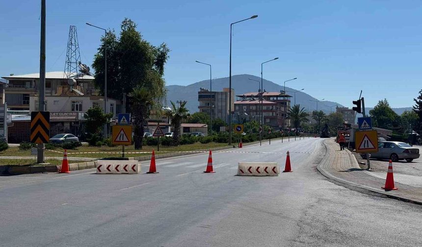D-400 Karayolu'nda köprüde kısmi göçük: Yol trafiğe kapatıldı