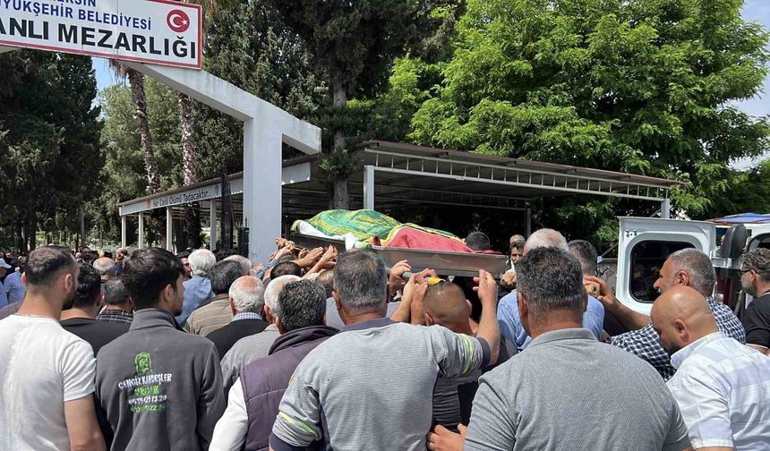 Patlamada Can Veren İşçi Gözyaşlarıyla Uğurlandı