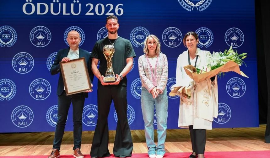 Alperen Şengün’e “Türkiye’ye Değer Katanlar” Ödülü