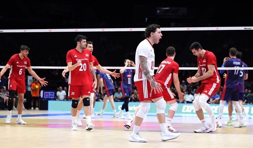 A Milli Erkek Voleybol Takımı, Fransa'yı 3-0 mağlup etti