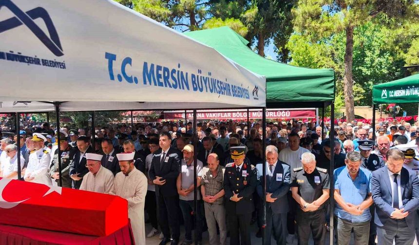 Mersin şehidini uğurladı: Kenan Şahin dualarla defnedildi