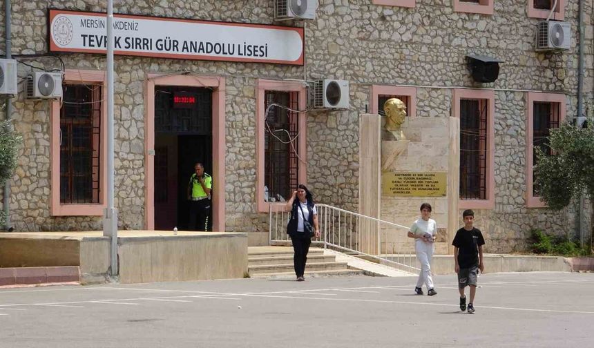 Mersin'de LGS sona erdi, öğrenciler sınavı değerlendirdi