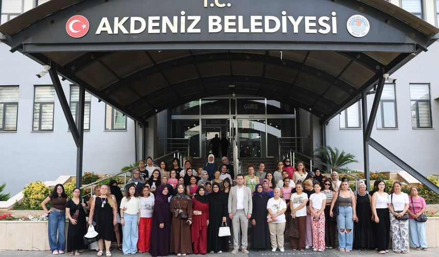 Akdeniz'de anne-kız kampı başladı