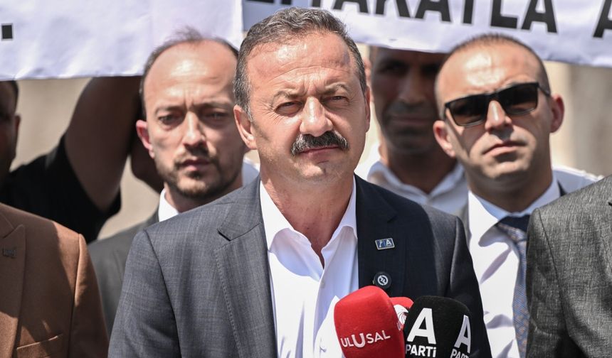 Ücretli Öğretmenlerin Eylemine Ağıralioğlu'ndan Destek